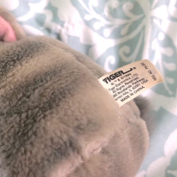 SOLD 1999 Tiger Furby Buddies Beanbag Plush - Picture 5 of 5